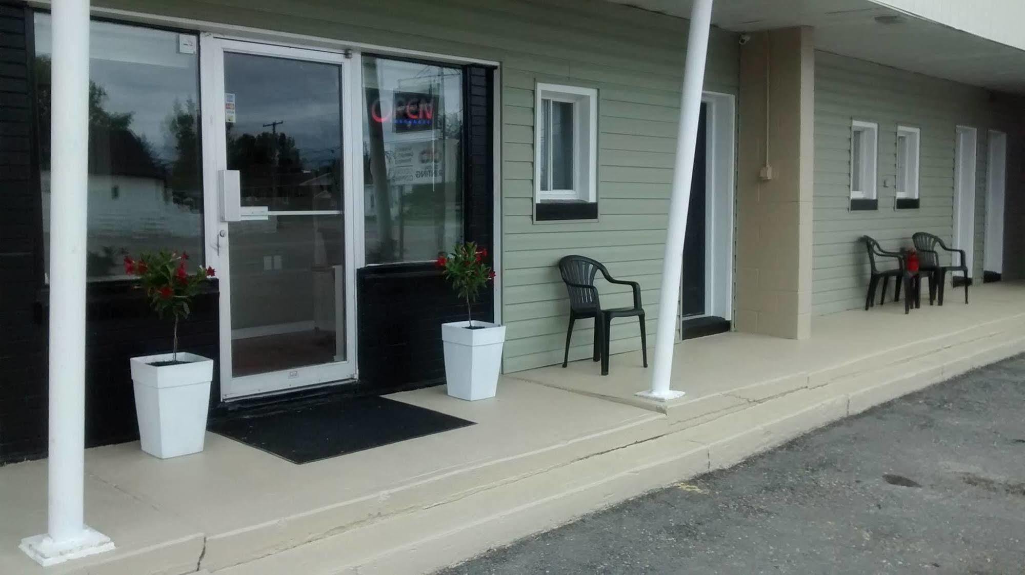 Wheel Motel 2*